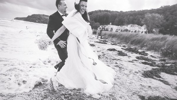 Heiraten in Binz - J. und R. heiraten während der großen Sturmflut