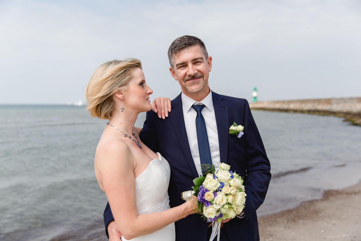 Strandhochzeit in Warnemünde.