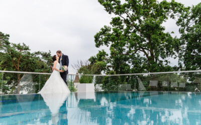 Hochzeit in Sellin mit Brautpaarshooting am Rooftop-Pool
