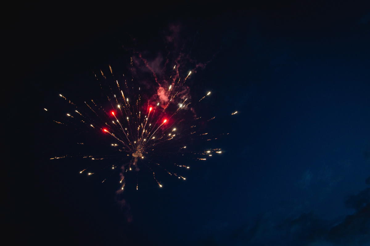 Hochzeitsfeuerwerk über Rostock.