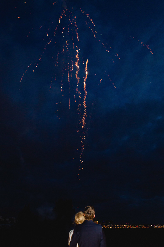 Feuerwerk am Stadthafen von Rostock.