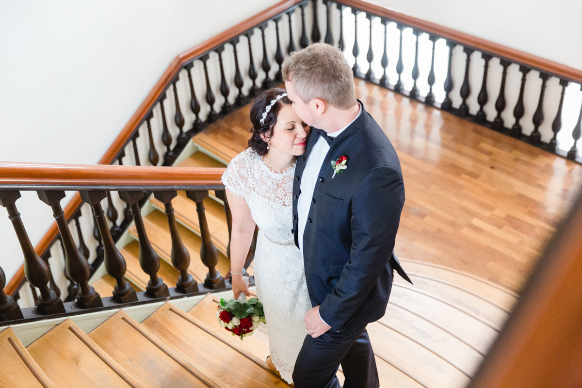 Hochzeitsfoto aufgenommen im Rathaus von Wismar.