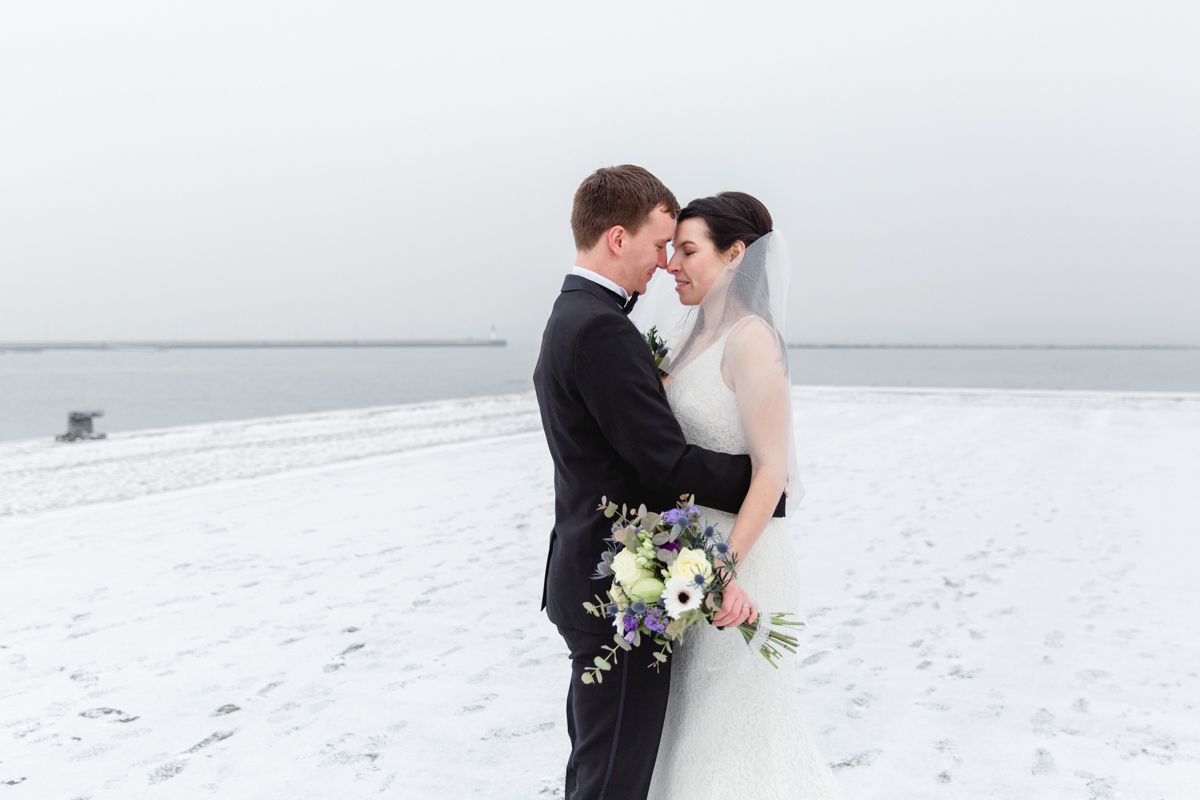 Heiraten im Winter in Stralsund.