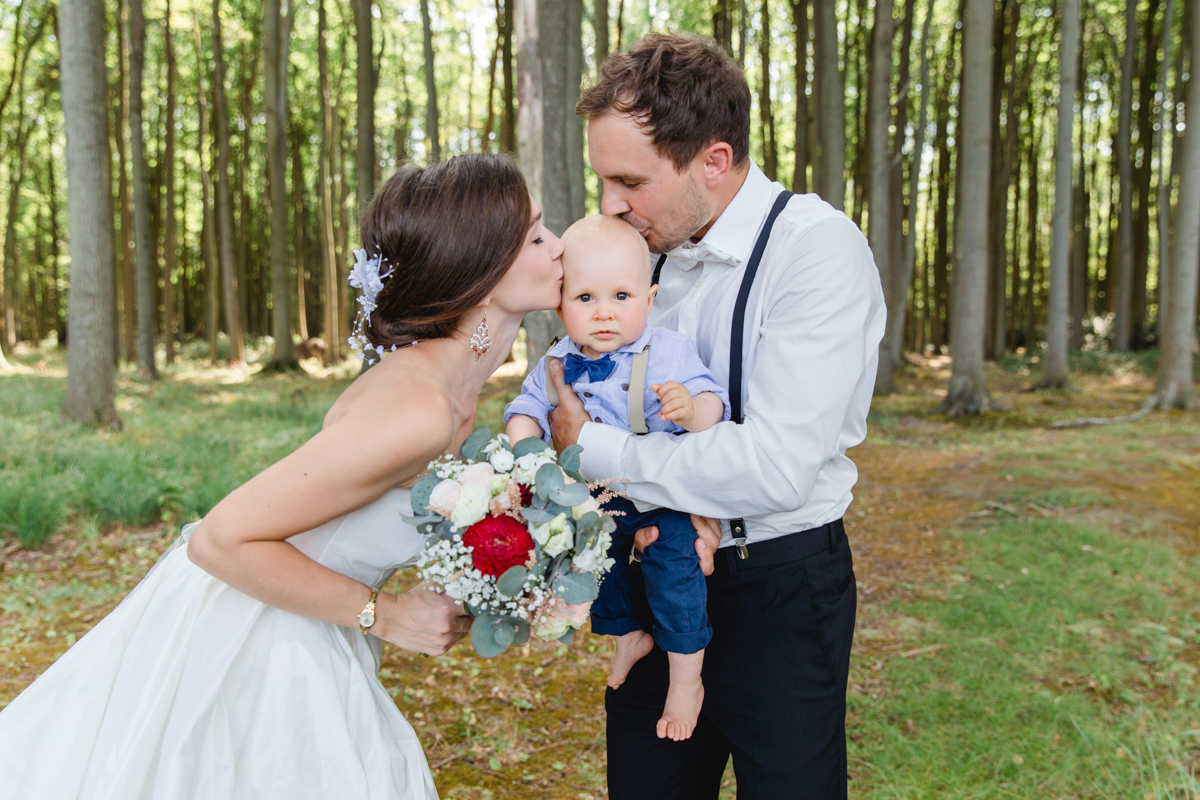 Familienfotoshooting zur Hochzeit.