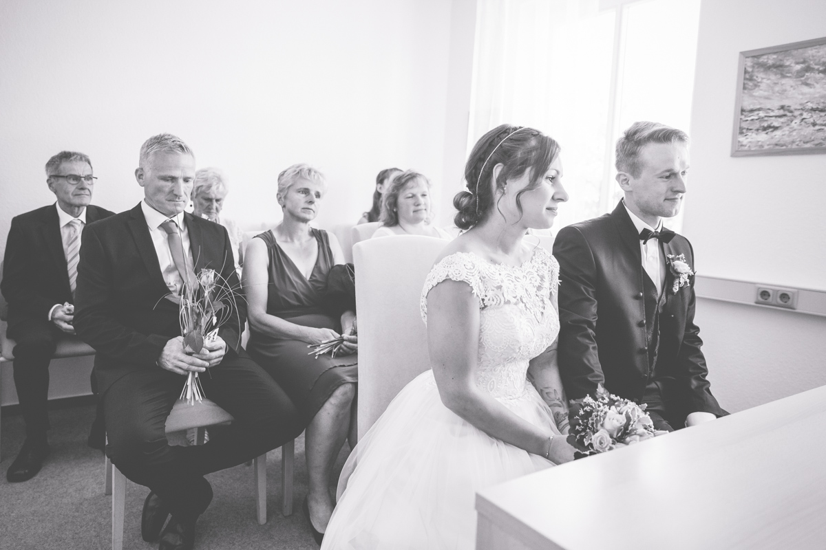 Während der Strandhochzeit an der Osstee.