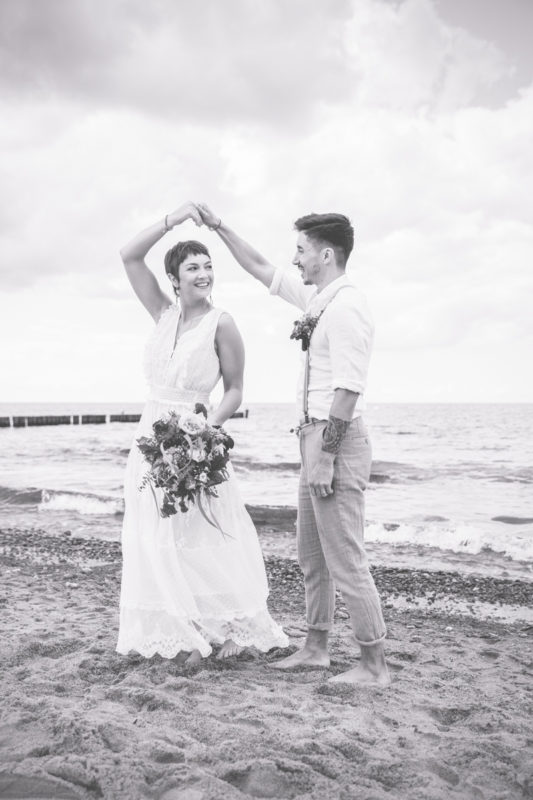 Hochzeitstanz am Strand von Heiligendamm.