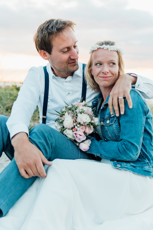 Hochzeitsfotografie im Sonnenuntergang.