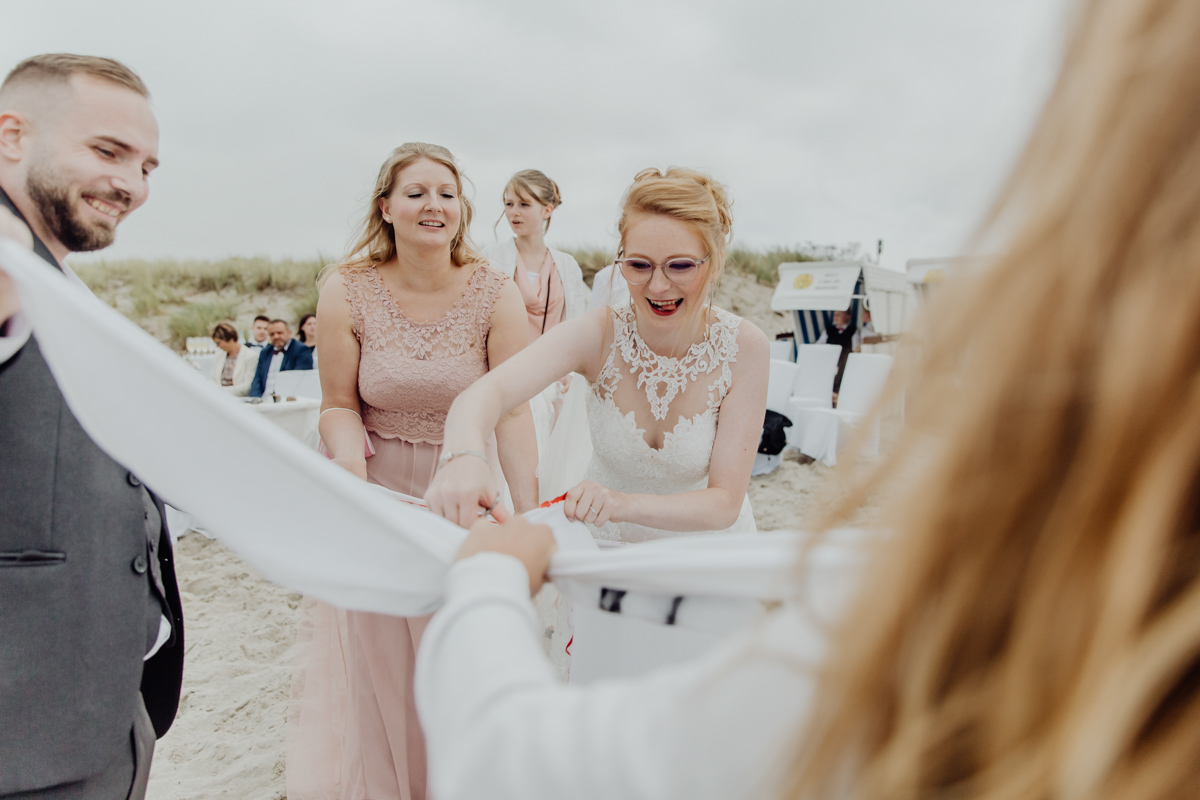 Braut am Strand 