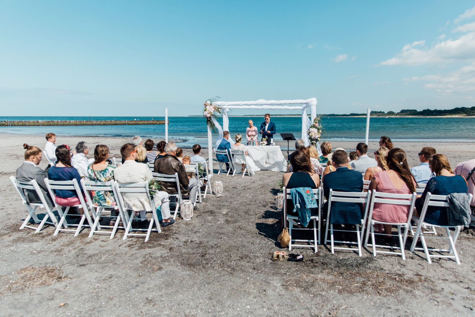 Freie Trauungszeremonie an der Ostsee.