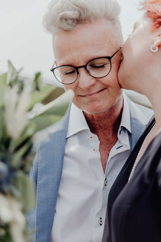 Liebe ist unendlich und pur. Gleichgeschlechtliche Hochzeit.