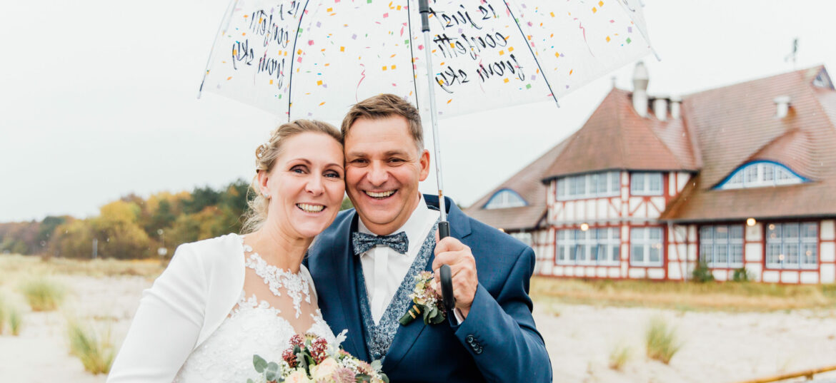 Regen bei der Hochzeit.