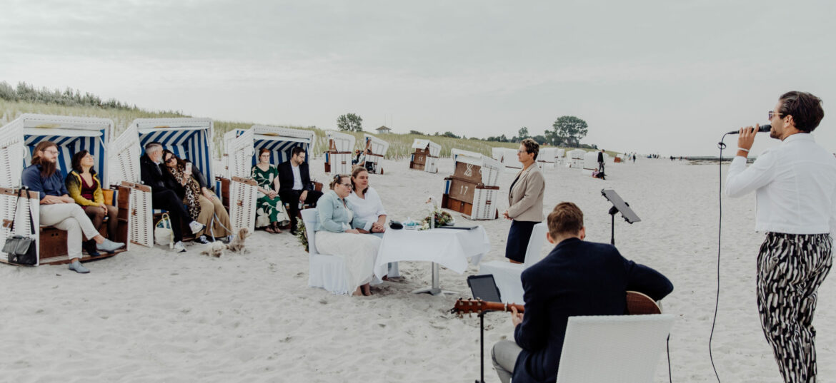 Heiraten am Strand in Ahrenshoop